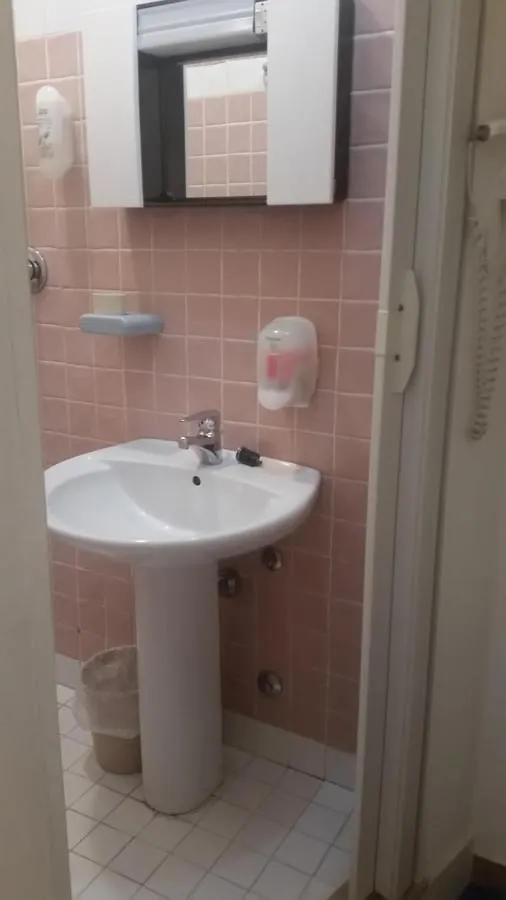 Hotel Manolita リミニ 0*,  イタリア