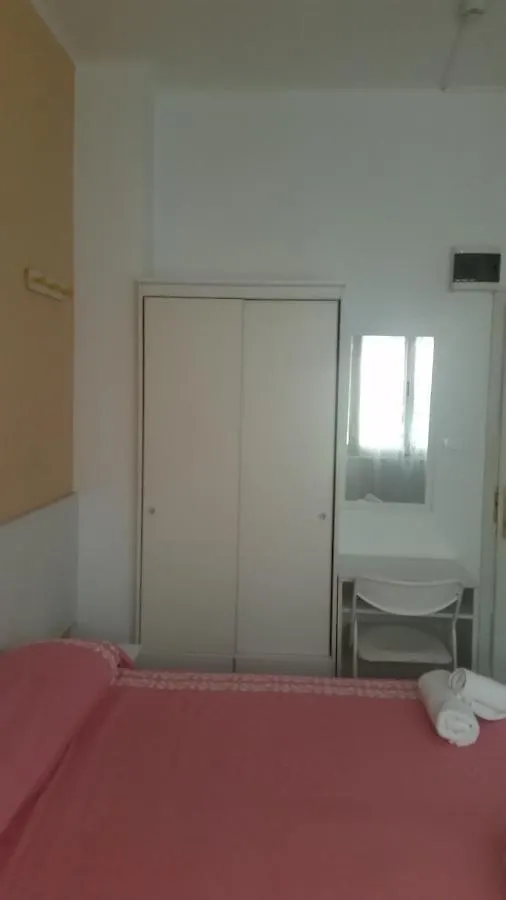 Hotel Manolita リミニ